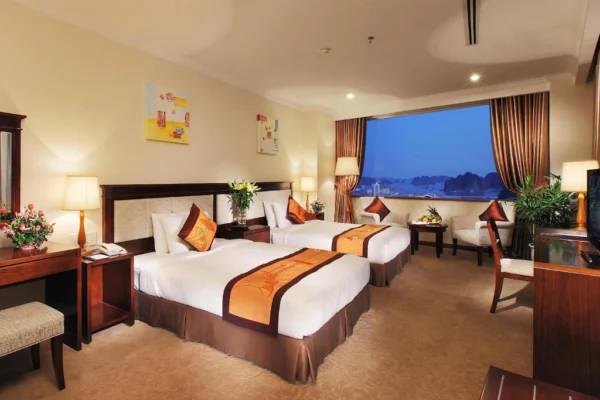 Review khách sạn 4 sao Ha Long DC Hotel Quảng Ninh