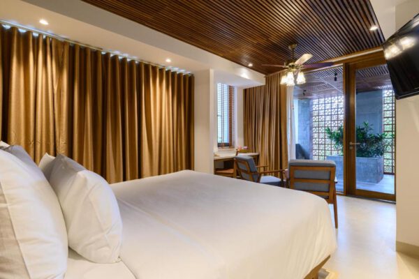 Review khách sạn 4 sao Daisy Boutique Hotel and Apartment