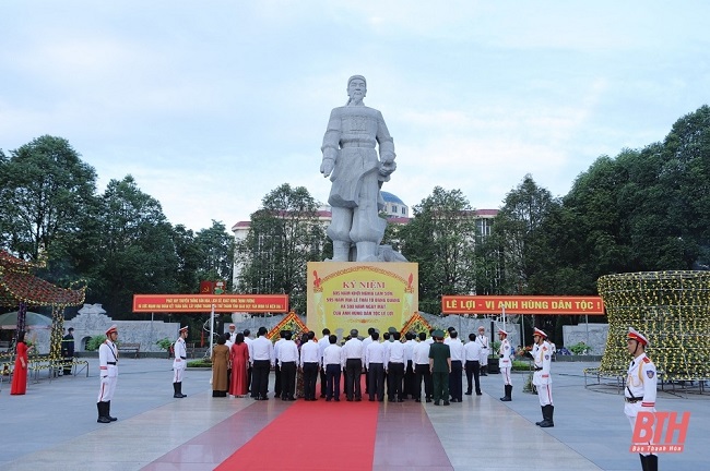 Địa danh xung quanh khách sạn