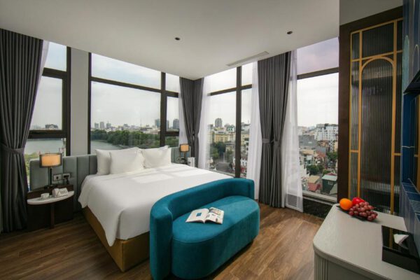 Review khách sạn 5 sao May De Ville Lakeside Hotel Hà Nội